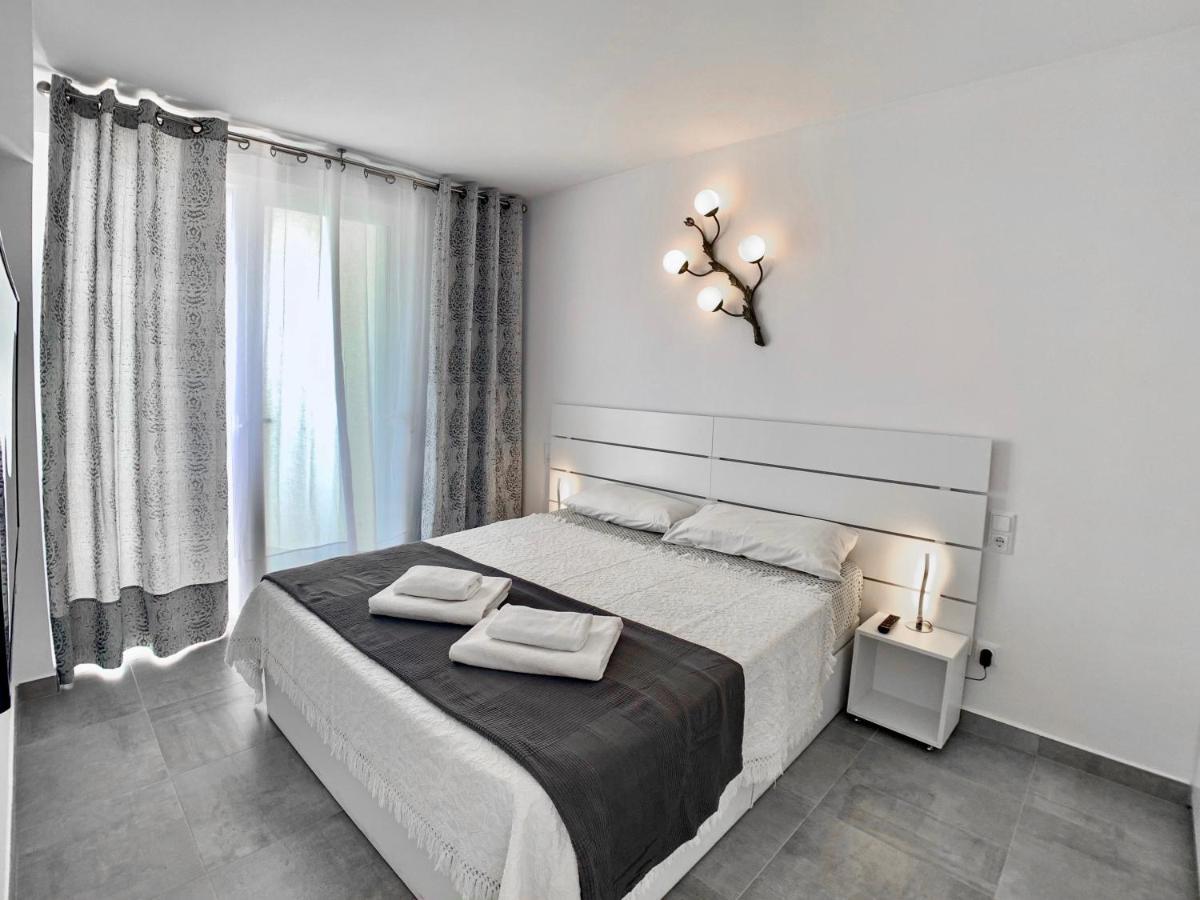 Clubrent - Edf Calpemar, Planta 8, Primera Linea Buitenkant foto
