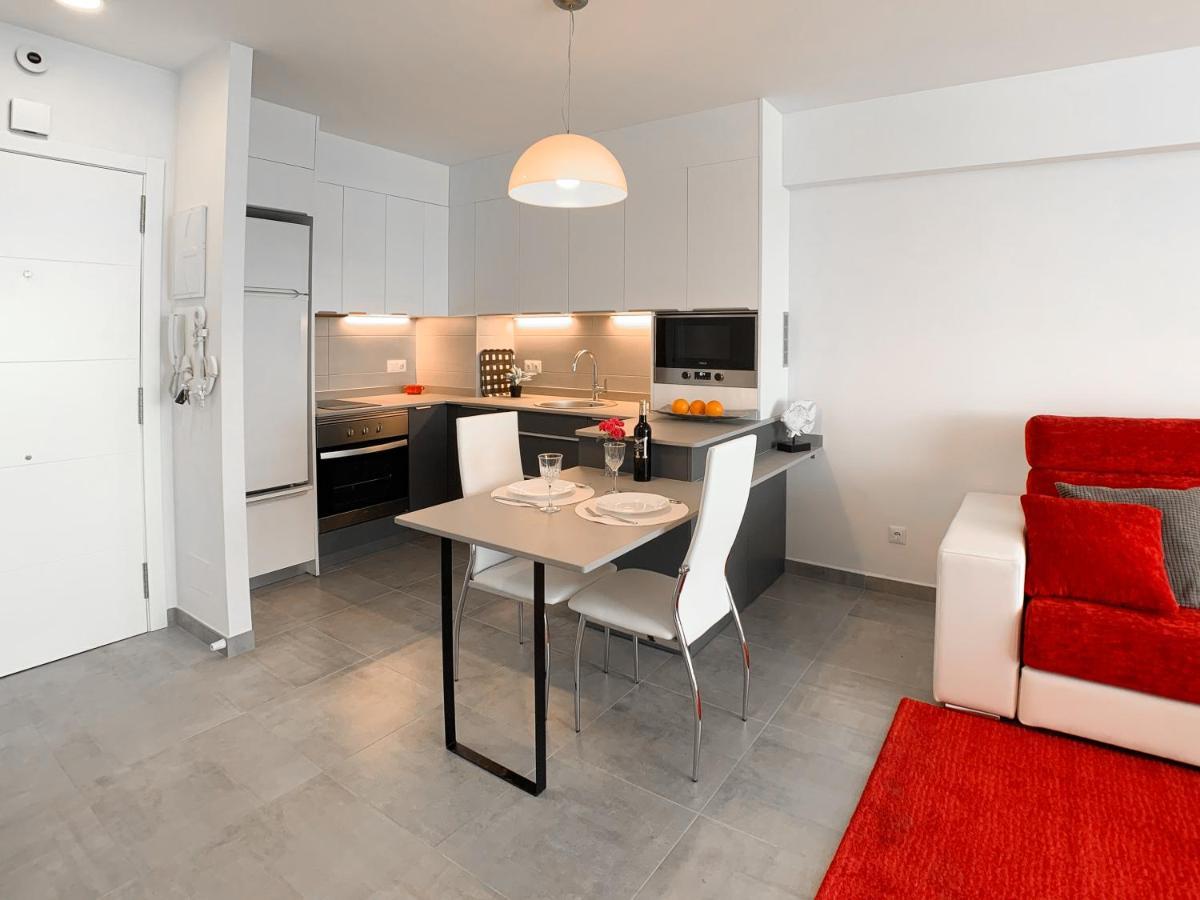 Clubrent - Edf Calpemar, Planta 8, Primera Linea Buitenkant foto